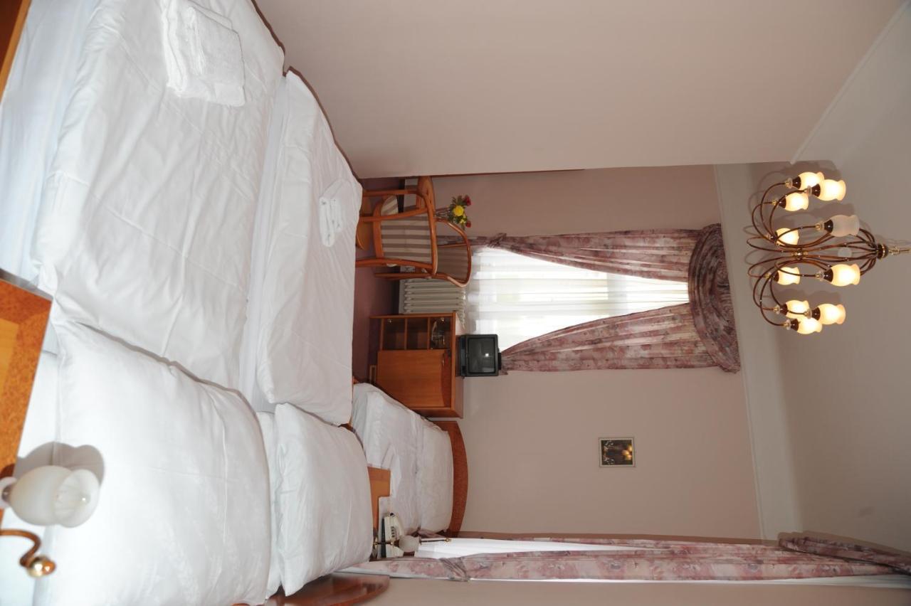 Pension Akropolis, Eco Breakfasts From Farm Marianske Lazne Exterior photo