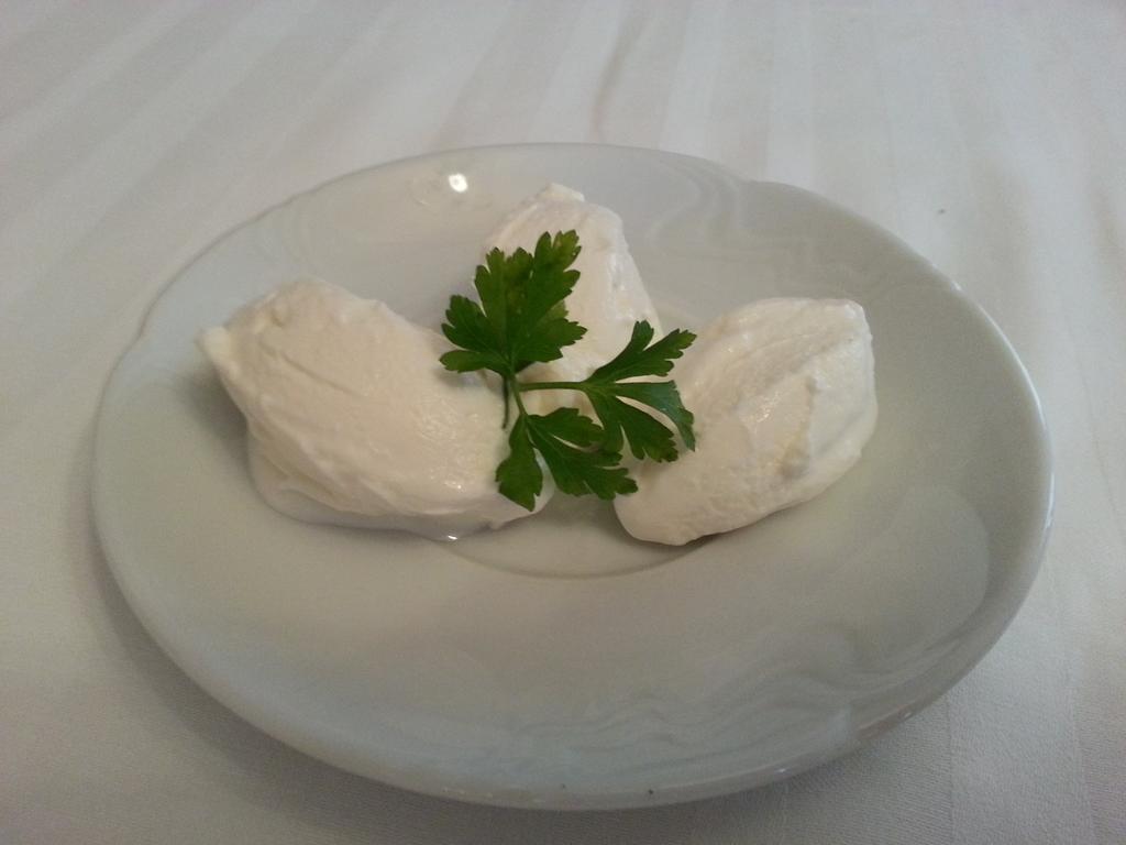 Pension Akropolis, Eco Breakfasts From Farm Marianske Lazne Exterior photo